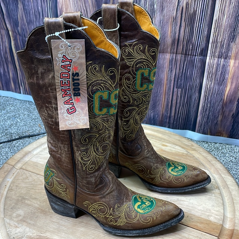 ⭐️NWT Colorado State woman’s gameday embroidered distressed cowboy boots SZ 5.5B - Picture 4 of 12